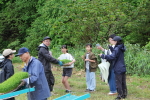 笹岡小児童が田植え機体験